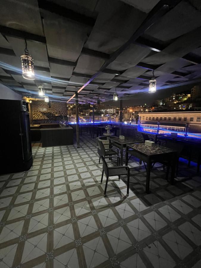 Downtown Hawaa Amman Hotel Екстер'єр фото